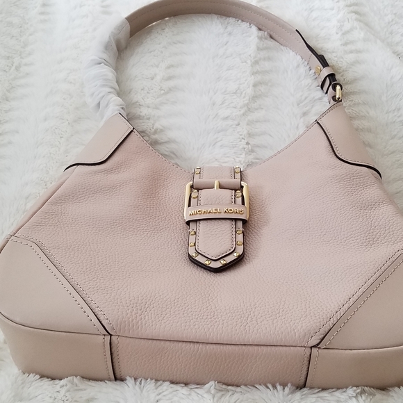 MICHAEL Michael Kors Handbags - NEW Michael Korrs Soft Pink Leather Lillian Purse